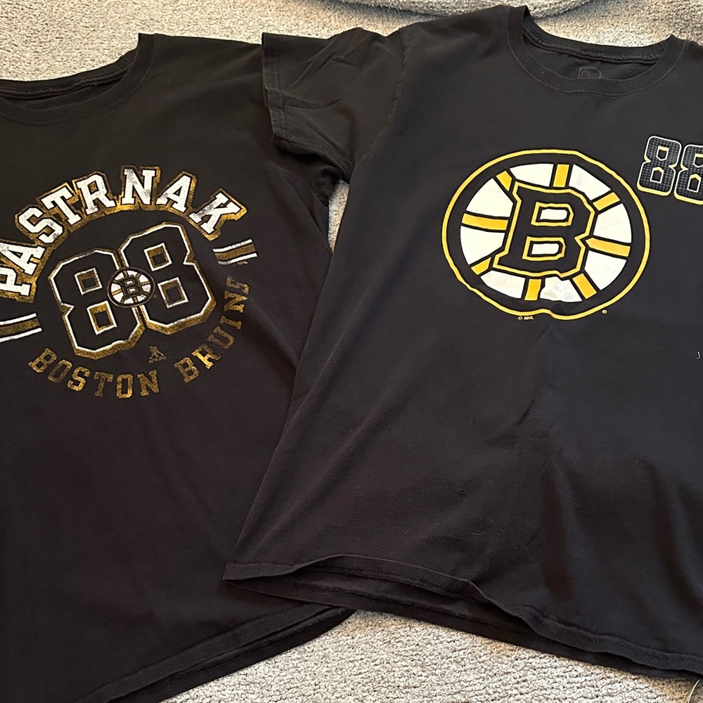 Boston Bruins David Pastrnak #88 Tee Bundle, Men’s S